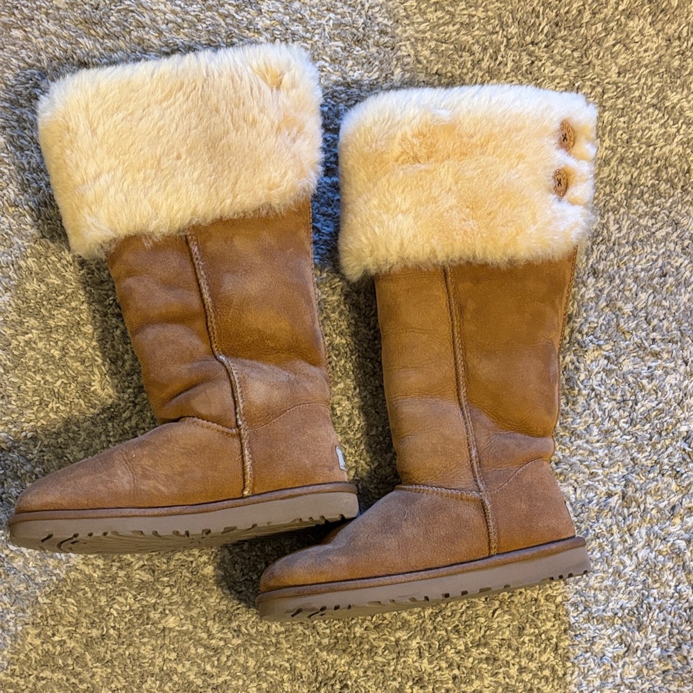 UGG Bailey Button Fur-Trimmed Winter Boots